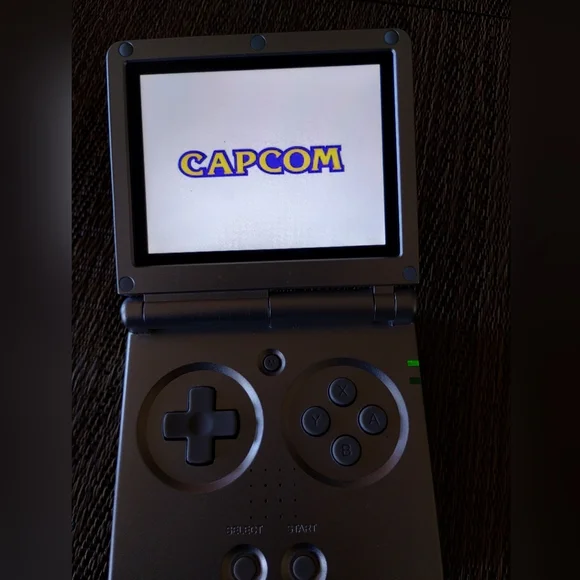 Anbernic RG35XX SP Flip Linux Handheld Game Console GBA 64GB card. - Picture 3 of 8